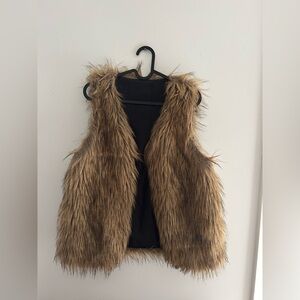 Faux Fur Vest Jacket in Brown and Black M